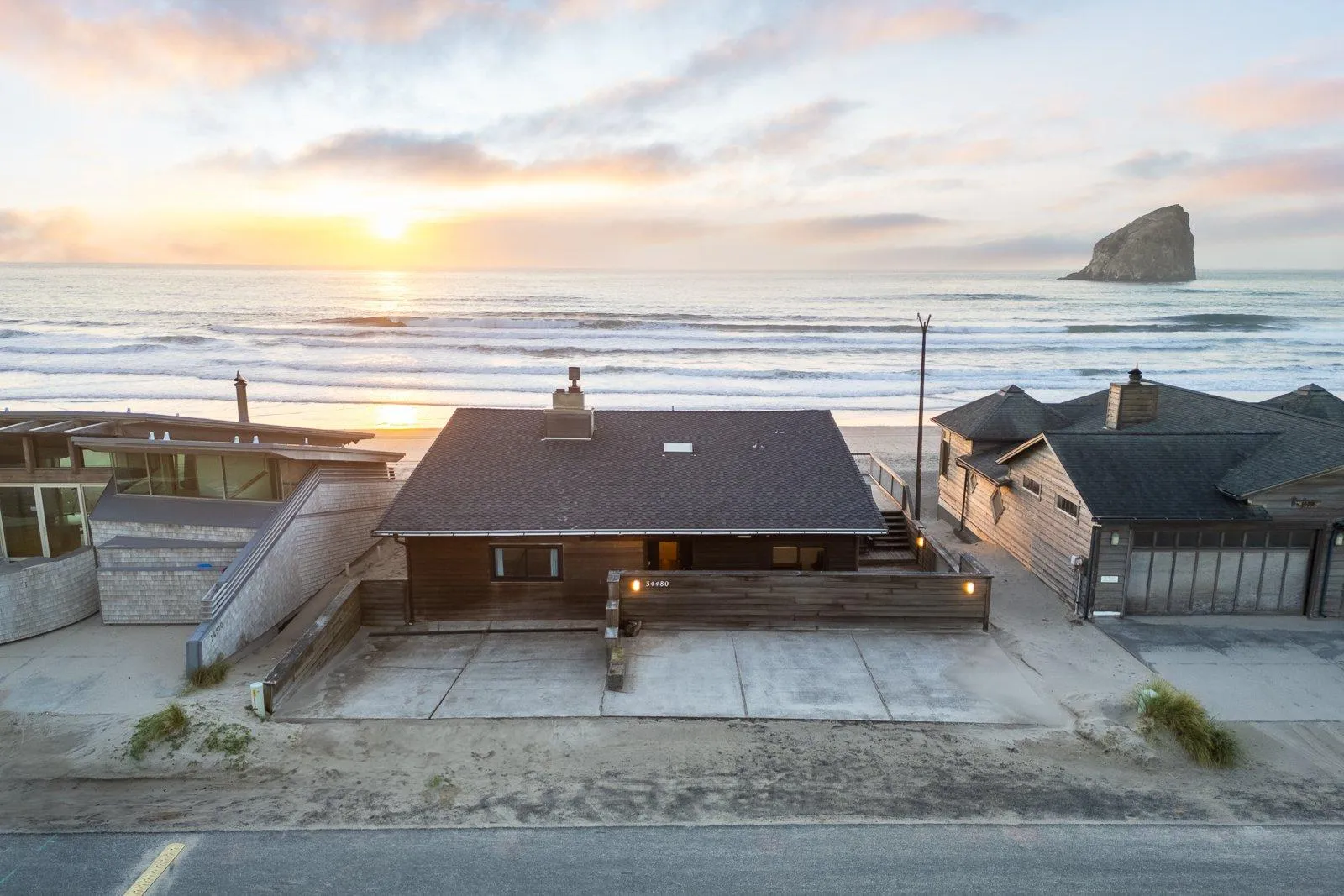 Marisol — beachfront vacation rental with huge ocean views in Pacific City, Oregon